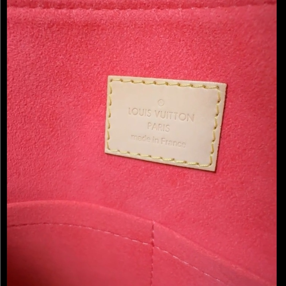 Pre owned Louis Vuitton Pallas MM in almost new condition. from own collection - Picture 4 of 9